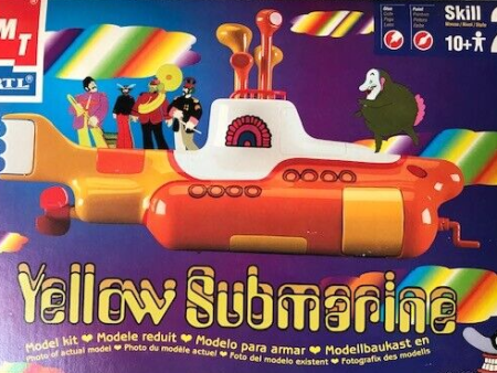 BEATLES: YELLOW SUBMARINE - MODEL KIT-AMT-1999 on Sale